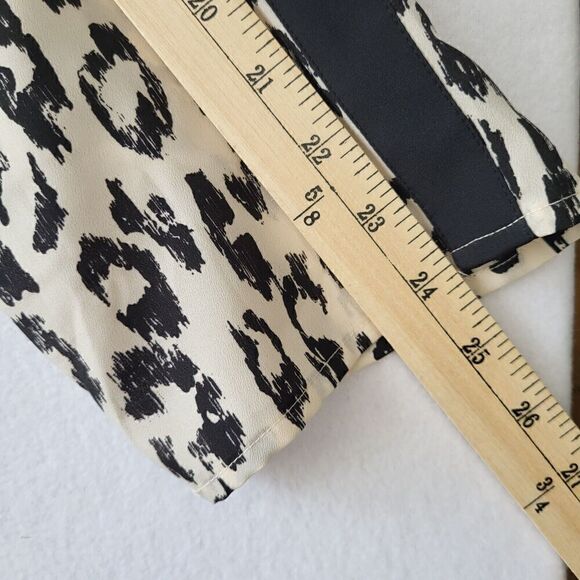 Catherines Leopard Blouse 0X (14/16) Black Lightweight Keyhole Slit Sleeve Satin - Picture 12 of 14